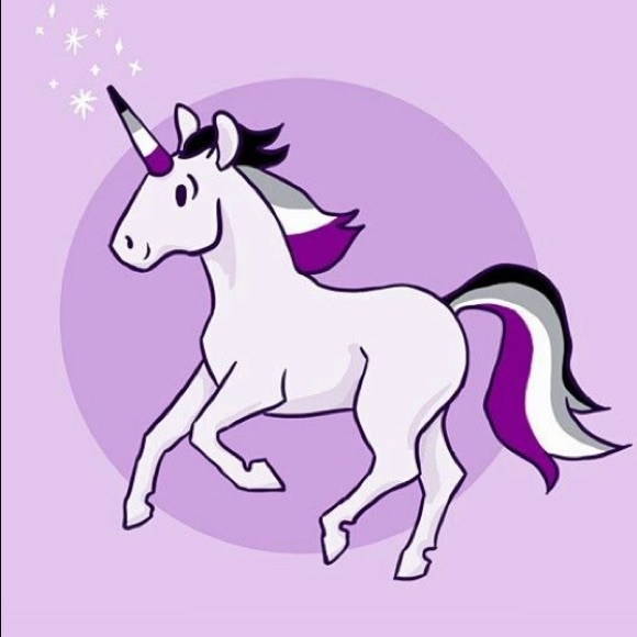 Meet your Posher, Hannah - Picture 1 of 1